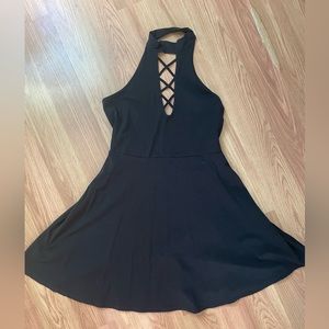 EXPRESS - NWOT - LBD size medium